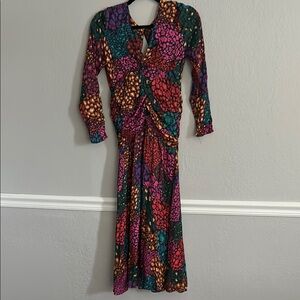 Farm Rio Rainbow Hearts Ruched midi dress.  Women’s size XS. **Broken zipper**